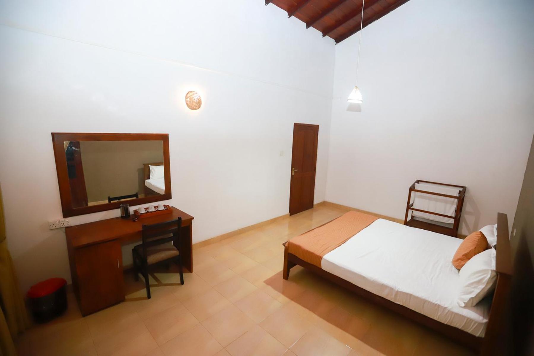 Stellar Inn Peradeniya Extérieur photo
